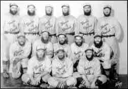 The 1932 House of David Team from Spring Valley, operated by Louis Murphy